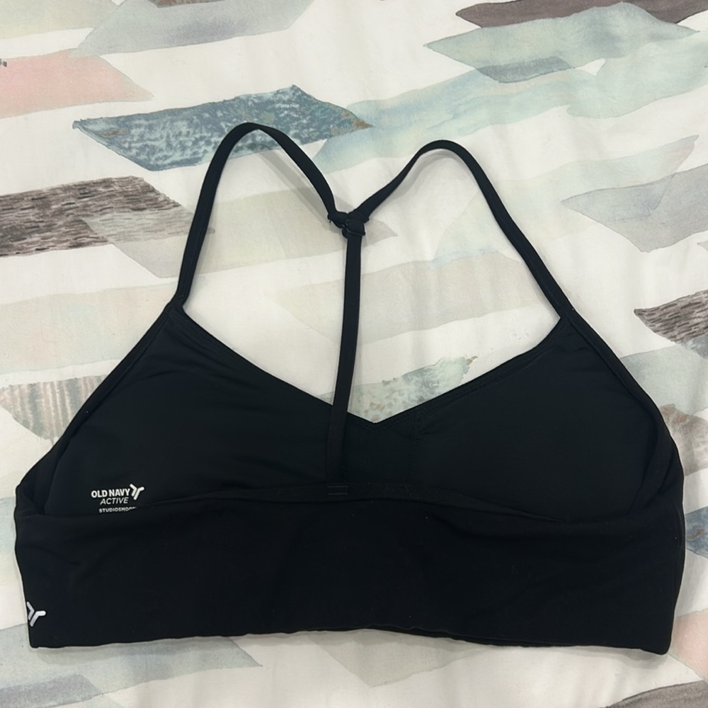 V neck sports bra - Picture 2 of 8